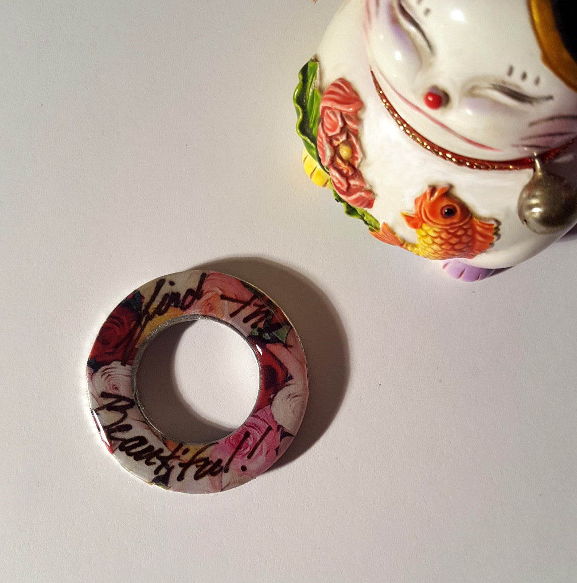One Handmade Red Rose Garden Find the Beautiful View Finder Ring, Charm, Gratitude, Compositition Finder